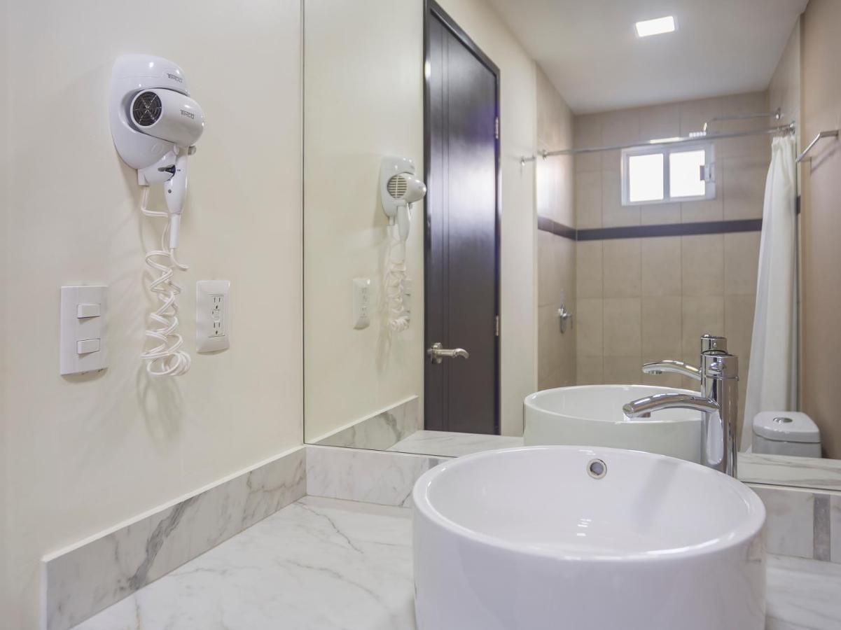 Smart Hotel Μοντερέι Εξωτερικό φωτογραφία