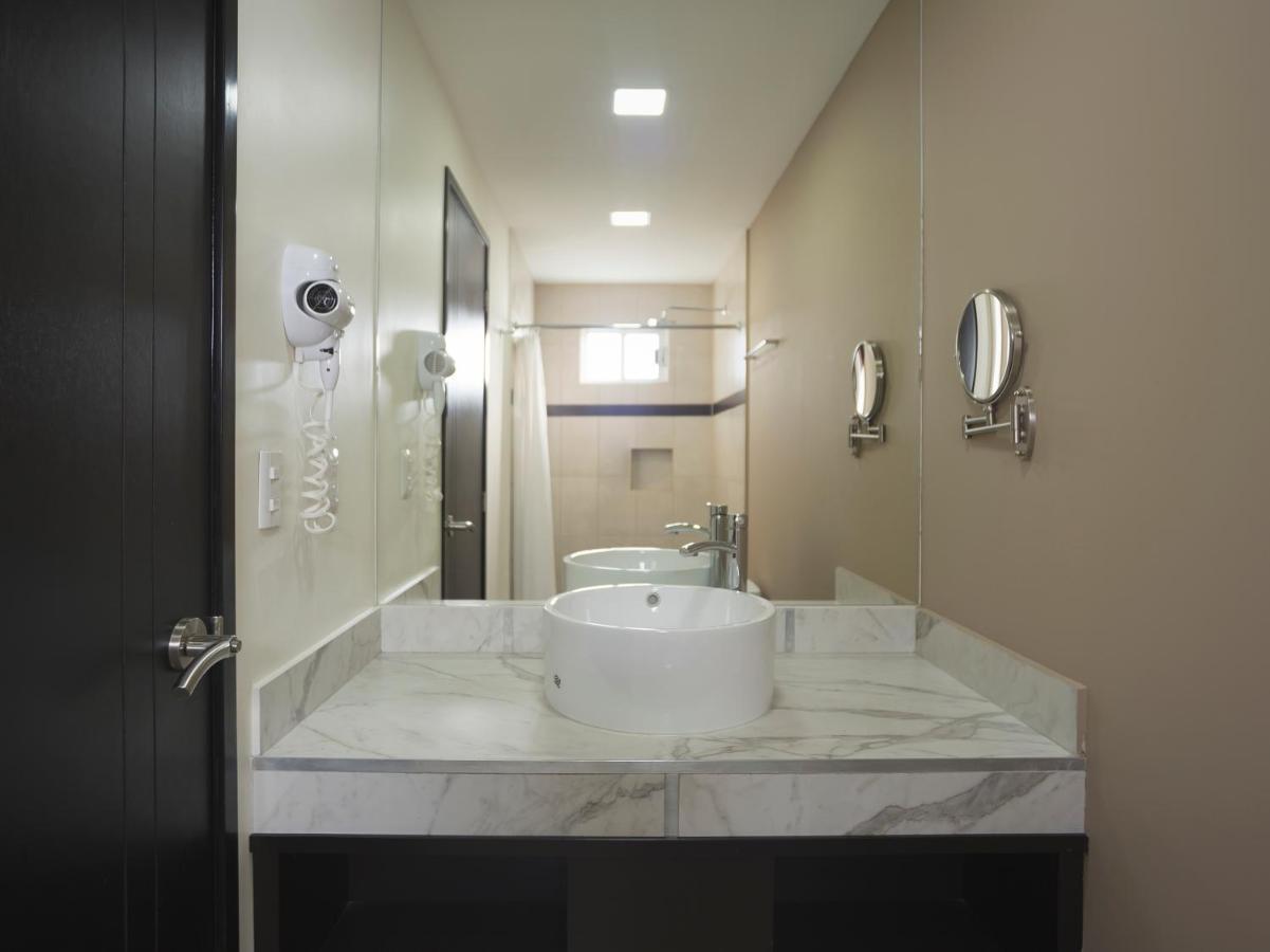 Smart Hotel Μοντερέι Εξωτερικό φωτογραφία